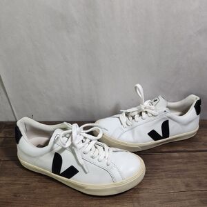 Veja Esplar Shoes Womens Size 7 White Black Leather Low Top Casual Sneakers